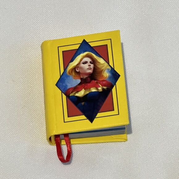 Captain Marvel : The Tiny Book of Earth's Mightiest Hero, Hardcover by Reed, … - Picture 2 of 10